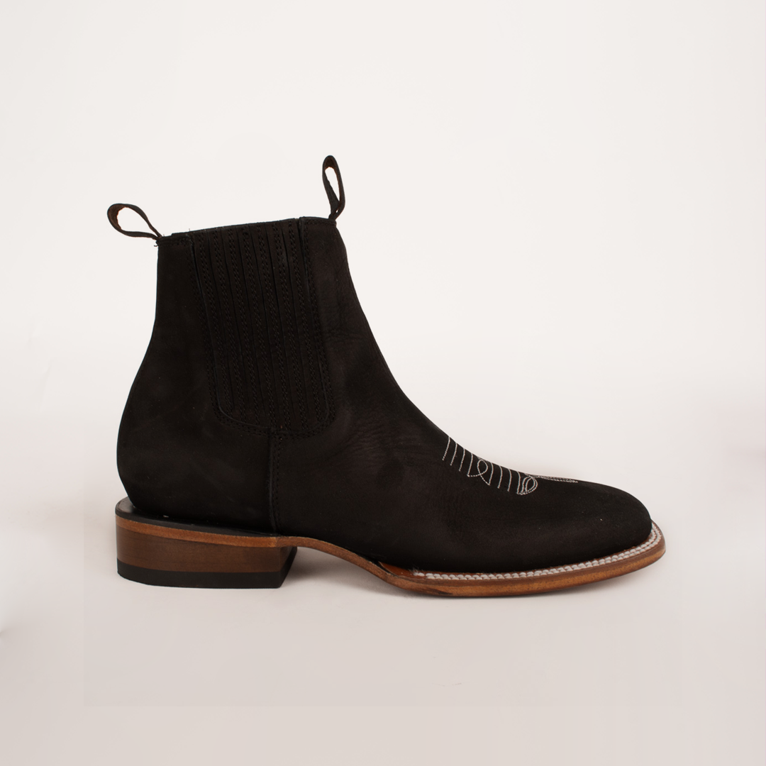 BOULEVARD BLACK