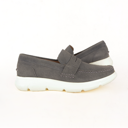 8651 GAMUZA GRIS
